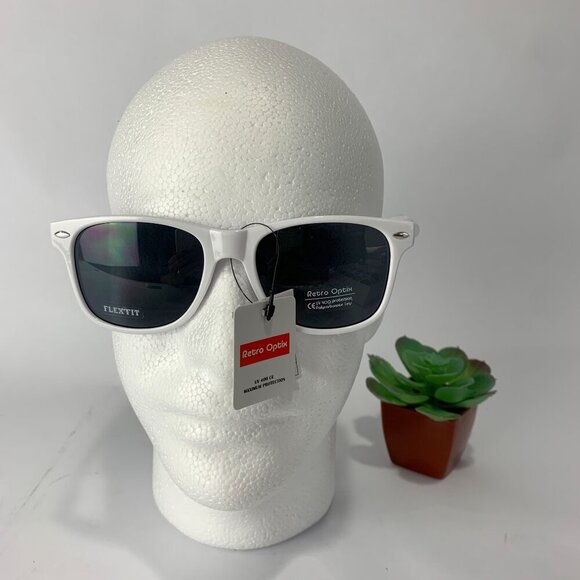 NEW Classic White Unisex Sunglasses - Picture 6 of 6